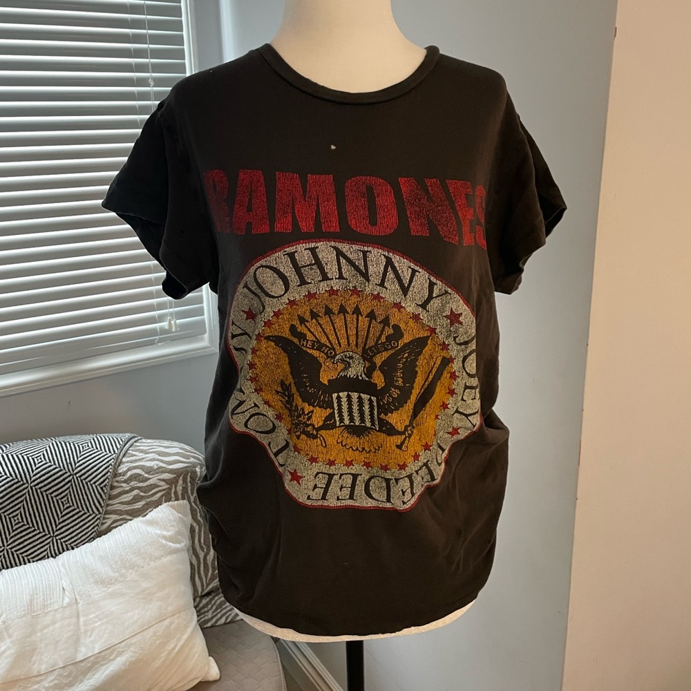 Madeworn Ramones T shirt xs